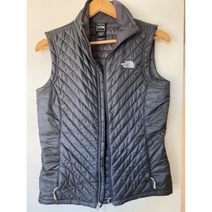 Black Northface Vest